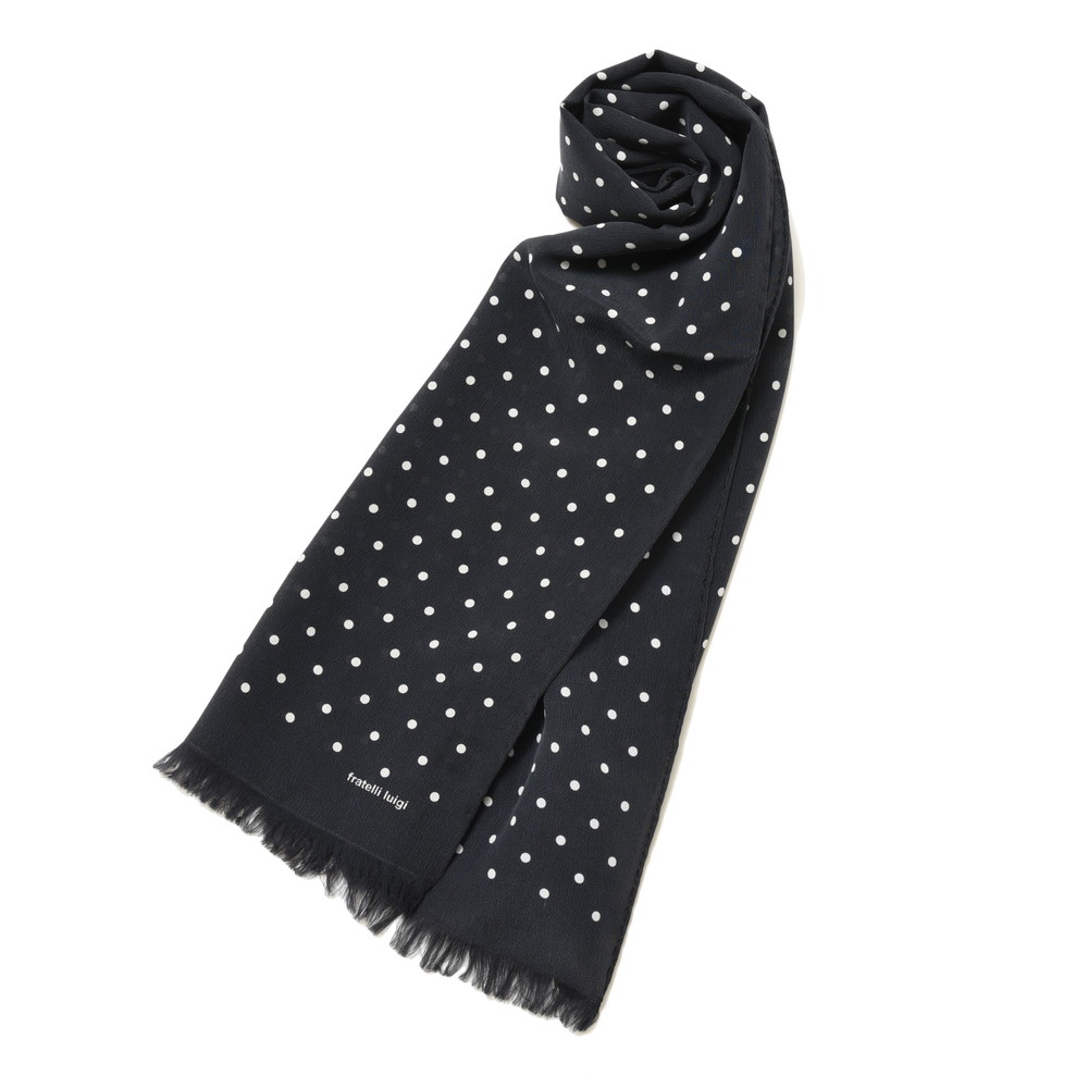 【新品】HEUGN SILK SCARF 希少品 フランス製　ユーゲン シルク 新品】HEUGN SILK SCARF 希少品 フランス製 ユーゲン シルク