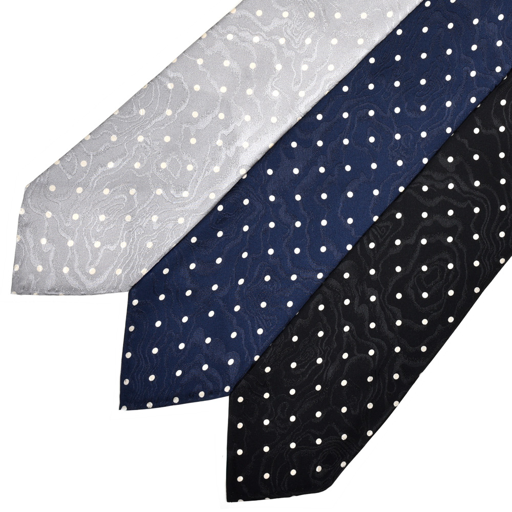 Atto Vannucci（アット ヴァンヌッチ）シルクドットウェーブタイ